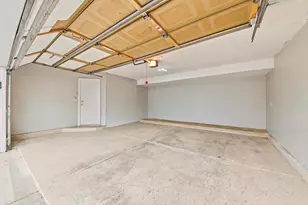 2861 Shelly Ln, Aurora, IL 60504 - Photo 25