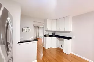 5818 W 60th St, Chicago, IL 60638 - Photo 7