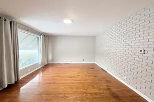 5818 W 60th St, Chicago, IL 60638 - Photo 5