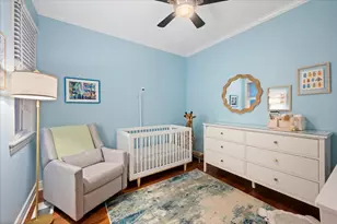 1426 W Irving Park Rd, Chicago, IL 60613 - Photo 19