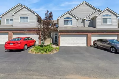 3414 Blue Ridge Drive, Carpentersville, IL 60110 - Photo 3