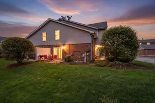 14762 Kenton Ave, Midlothian, IL 60445 - Photo 11