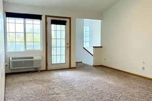 1580 McClure Rd, Aurora, IL 60505 - Photo 3