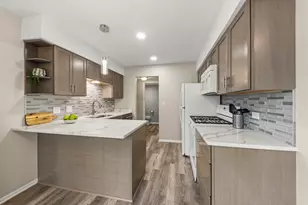 1908 Wisteria Ct, Naperville, IL 60565 - Photo 11
