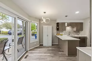 1908 Wisteria Ct, Naperville, IL 60565 - Photo 9