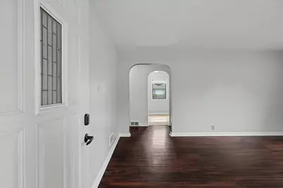 610 S Western Avenue, Champaign, IL 61821 - Photo 3