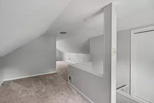 610 S Western Ave, Champaign, IL 61821 - Photo 17
