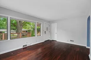 610 S Western Ave, Champaign, IL 61821 - Photo 5