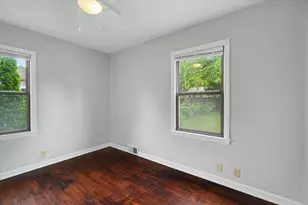 610 S Western Ave, Champaign, IL 61821 - Photo 11