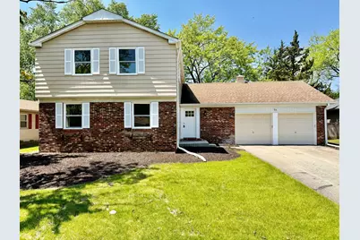 711 Woodhollow Lane, Buffalo Grove, IL 60089 - Photo 1