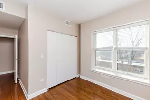 6857 S Ridgeland Ave, Chicago, IL 60649 - Photo 5