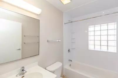 6857 S Ridgeland Avenue #303, Chicago, IL 60649 - Photo 7