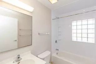6857 S Ridgeland Ave, Chicago, IL 60649 - Photo 7