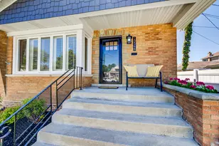 10546 S Drake Ave, Chicago, IL 60655 - Photo 3