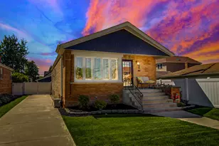 10546 S Drake Ave, Chicago, IL 60655 - Photo 1