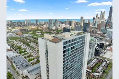 500 W Superior Street #1509, Chicago, IL 60654 - Photo 25