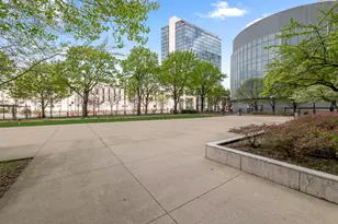 500 W Superior St, Chicago, IL 60654 - Photo 39
