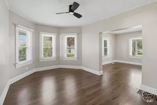 395 E 1st Ave, Clifton, IL 60927 - Photo 11