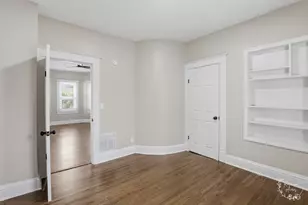 395 E 1st Ave, Clifton, IL 60927 - Photo 15