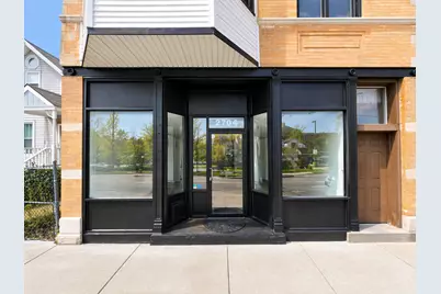 2704 N California Avenue #1F, Chicago, IL 60647 - Photo 1