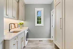 1021 Linden Ln, Glenview, IL 60025 - Photo 19