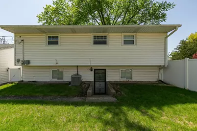 5003 45th Avenue Court, Moline, IL 61265 - Photo 29