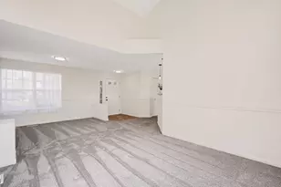 268 Arlington Ct, Carol Stream, IL 60188 - Photo 5