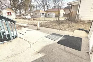 408 S Gardiner Ave, Rockford, IL 61104 - Photo 25