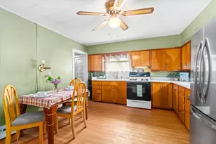 309 North St, Earlville, IL 60518 - Photo 3