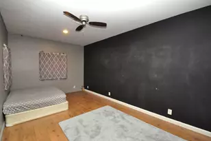 508 E Bronson St, Streator, IL 61364 - Photo 13