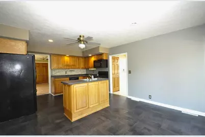 508 E Bronson Street, Streator, IL 61364 - Photo 7