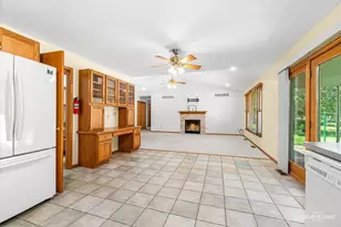 2019 Pauline Pl, Plano, IL 60545 - Photo 11