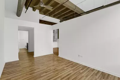1645 W Ogden Avenue #429, Chicago, IL 60612 - Photo 5