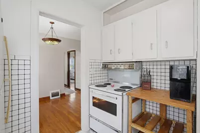 102 18th Avenue, Moline, IL 61265 - Photo 9