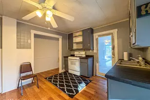 8S057 S Vine St, Burr Ridge, IL 60527 - Photo 15