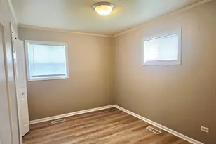 240 Tampa St, Park Forest, IL 60466 - Photo 13