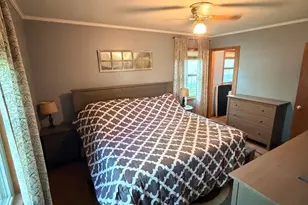 827 Sunbury Rd, South Elgin, IL 60177 - Photo 9