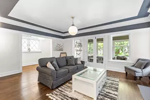 7518 S Ridgeland Ave, Chicago, IL 60649 - Photo 3