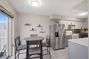 1495 Cornell Ct, Hoffman Estates, IL 60169 - Photo 9