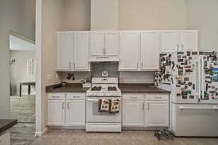 8132 Concord Ln, Justice, IL 60458 - Photo 7