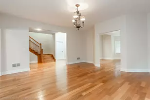 831 N Yale Ave, Villa Park, IL 60181 - Photo 9