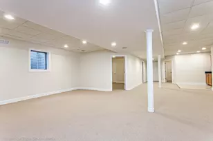 831 N Yale Ave, Villa Park, IL 60181 - Photo 39
