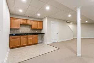 831 N Yale Ave, Villa Park, IL 60181 - Photo 37