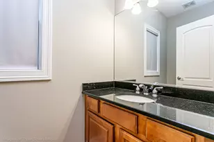 831 N Yale Ave, Villa Park, IL 60181 - Photo 17