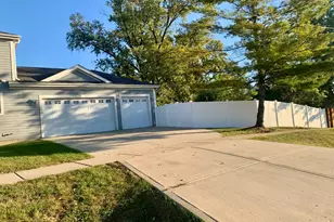 831 N Yale Ave, Villa Park, IL 60181 - Photo 51