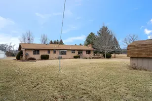 67 Crestview Dr, Geneseo, IL 61254 - Photo 25