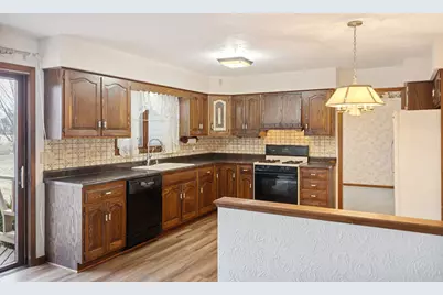 67 Crestview Drive, Geneseo, IL 61254 - Photo 7