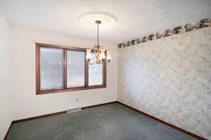 67 Crestview Dr, Geneseo, IL 61254 - Photo 13