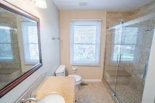 465 Thacker Ct, Schaumburg, IL 60173 - Photo 17