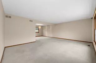 24151 S Plum Valley Dr, Crete, IL 60417 - Photo 7